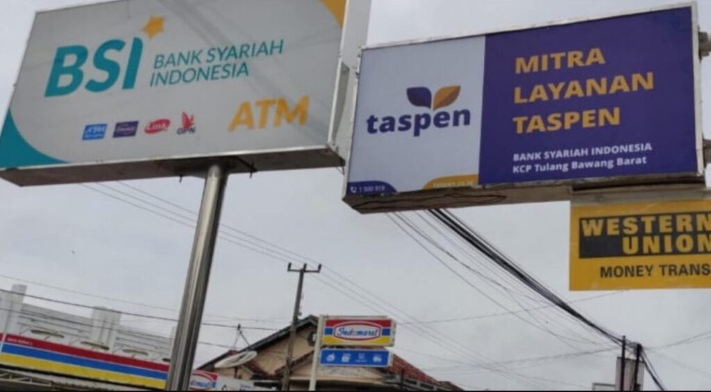 Plang Neon Box: Pilihan Terbaik untuk Usaha Anda